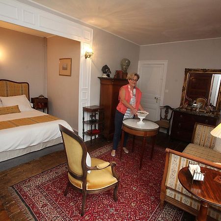 Bed and Breakfast Le Logis De Ruelle Exterior foto