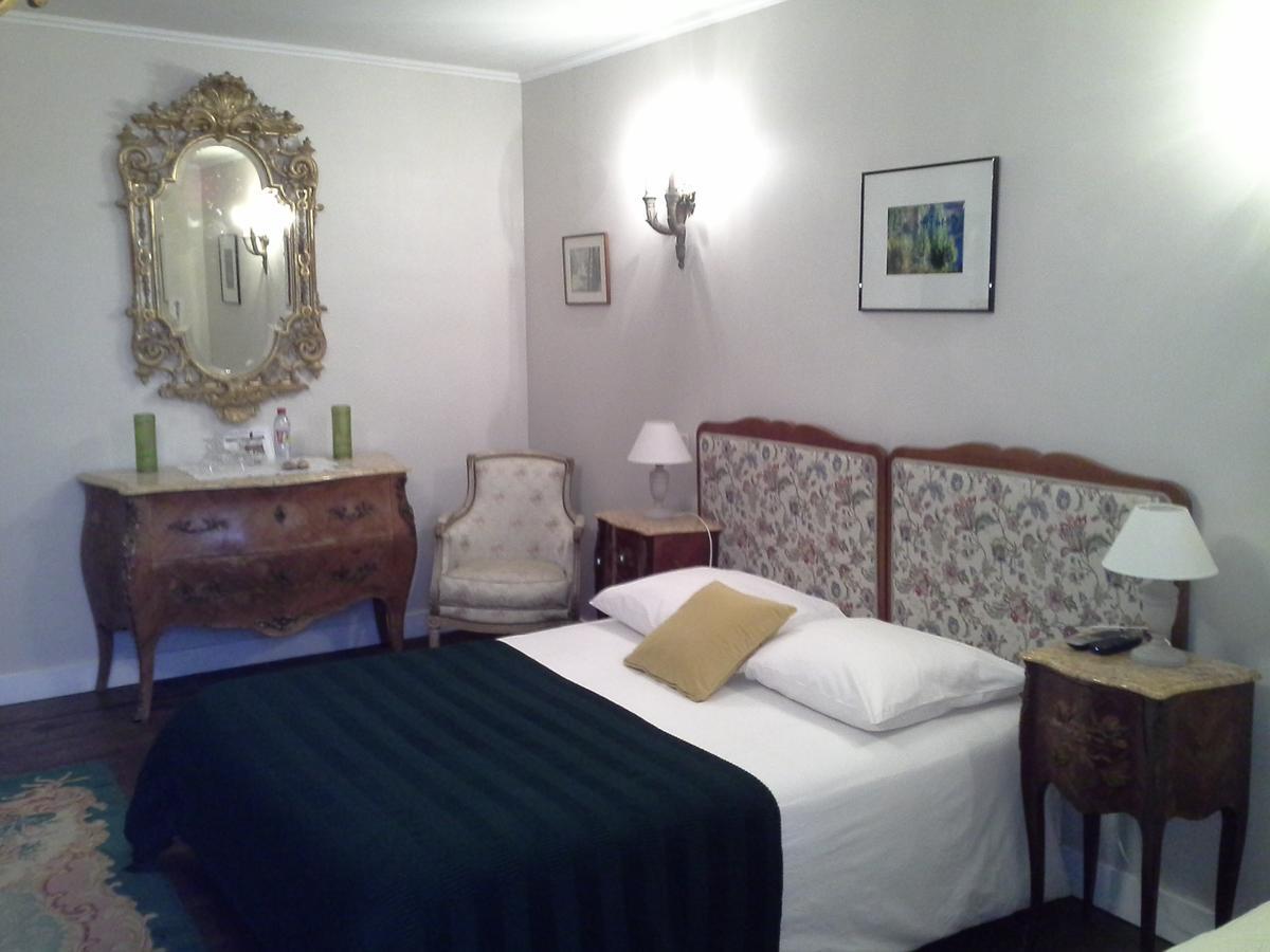 Bed and Breakfast Le Logis De Ruelle Exterior foto